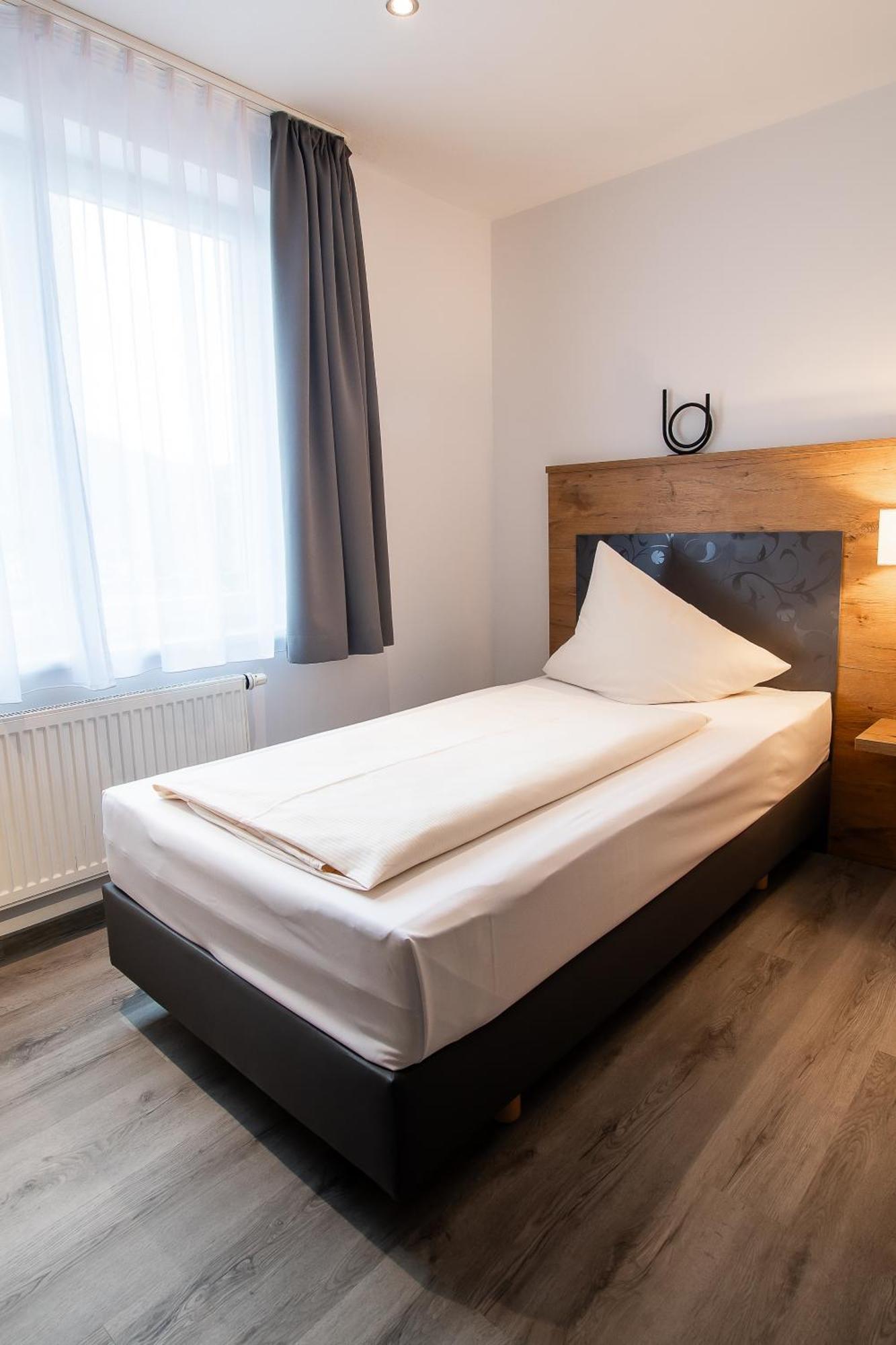 Hotel & Restaurant Bestenheider Stuben فيرتهايم المظهر الخارجي الصورة